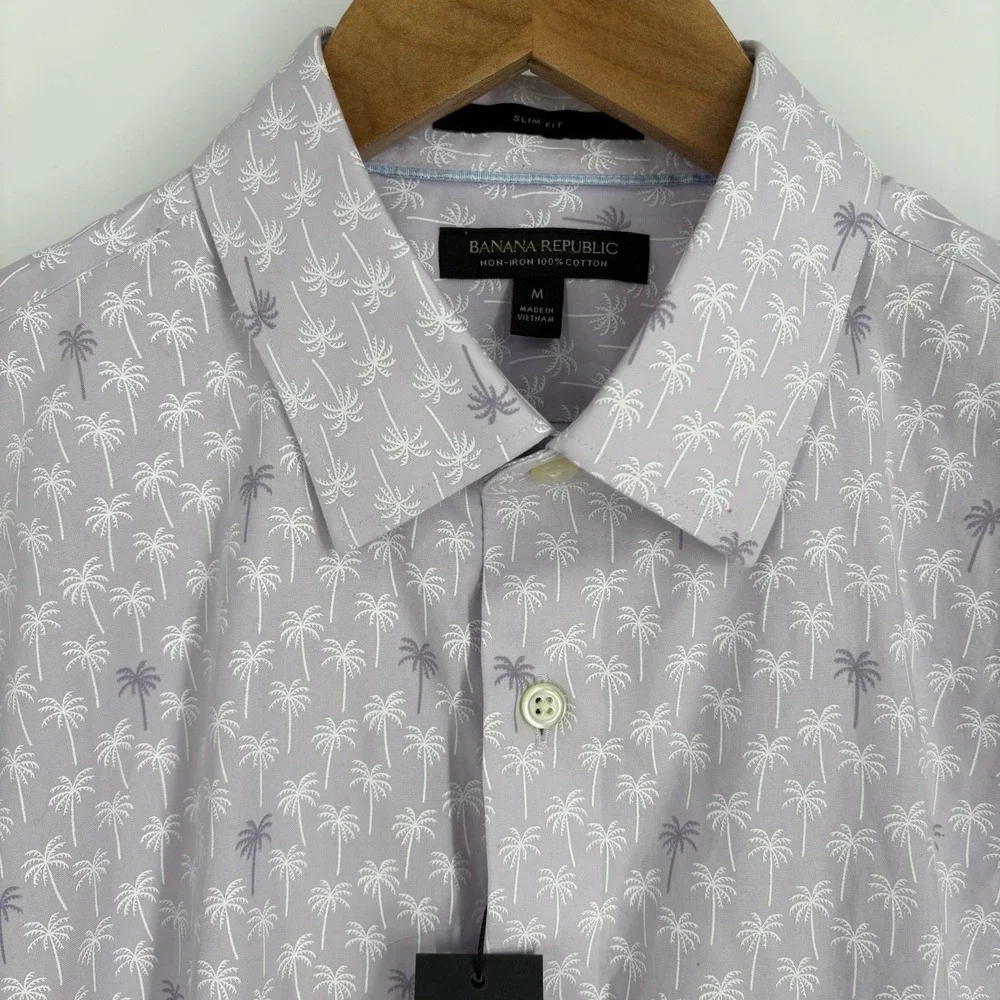Banana Republic Mens Slim Fit Button Up Shirt Medium Lavander Palm Print Resort
